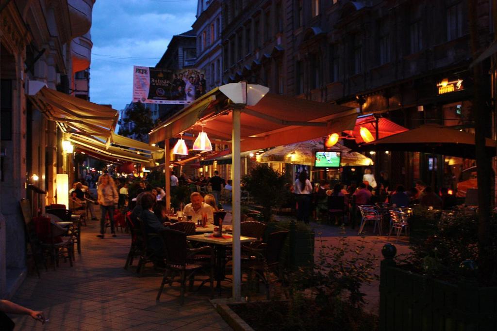 Cozy Apartment On Raday Corso Budapest Eksteriør billede